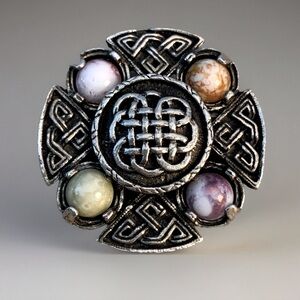 Celtic Knot Round Circular Brooch Pin